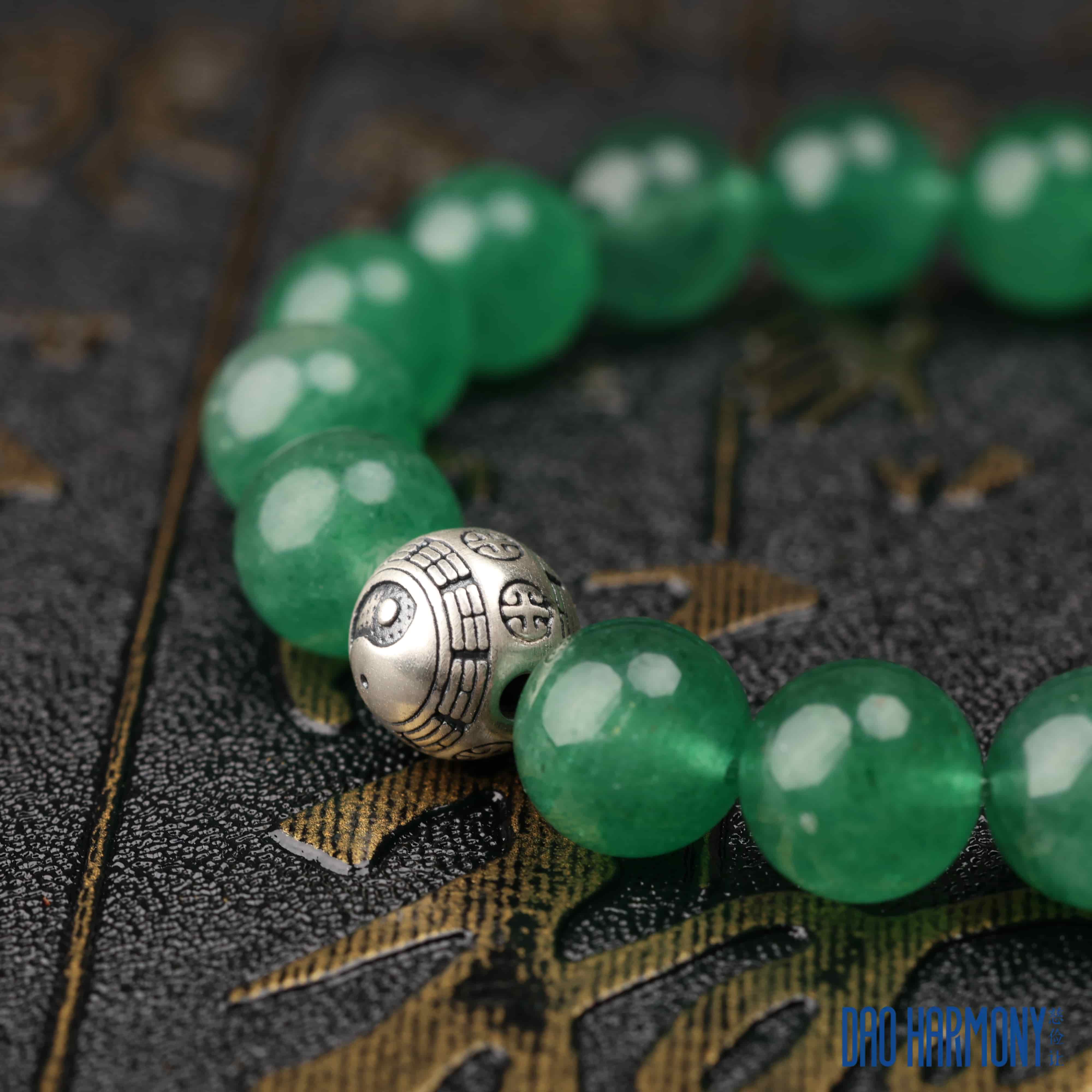 Old green sandalwood with Alxa and South Red Agate bracelet