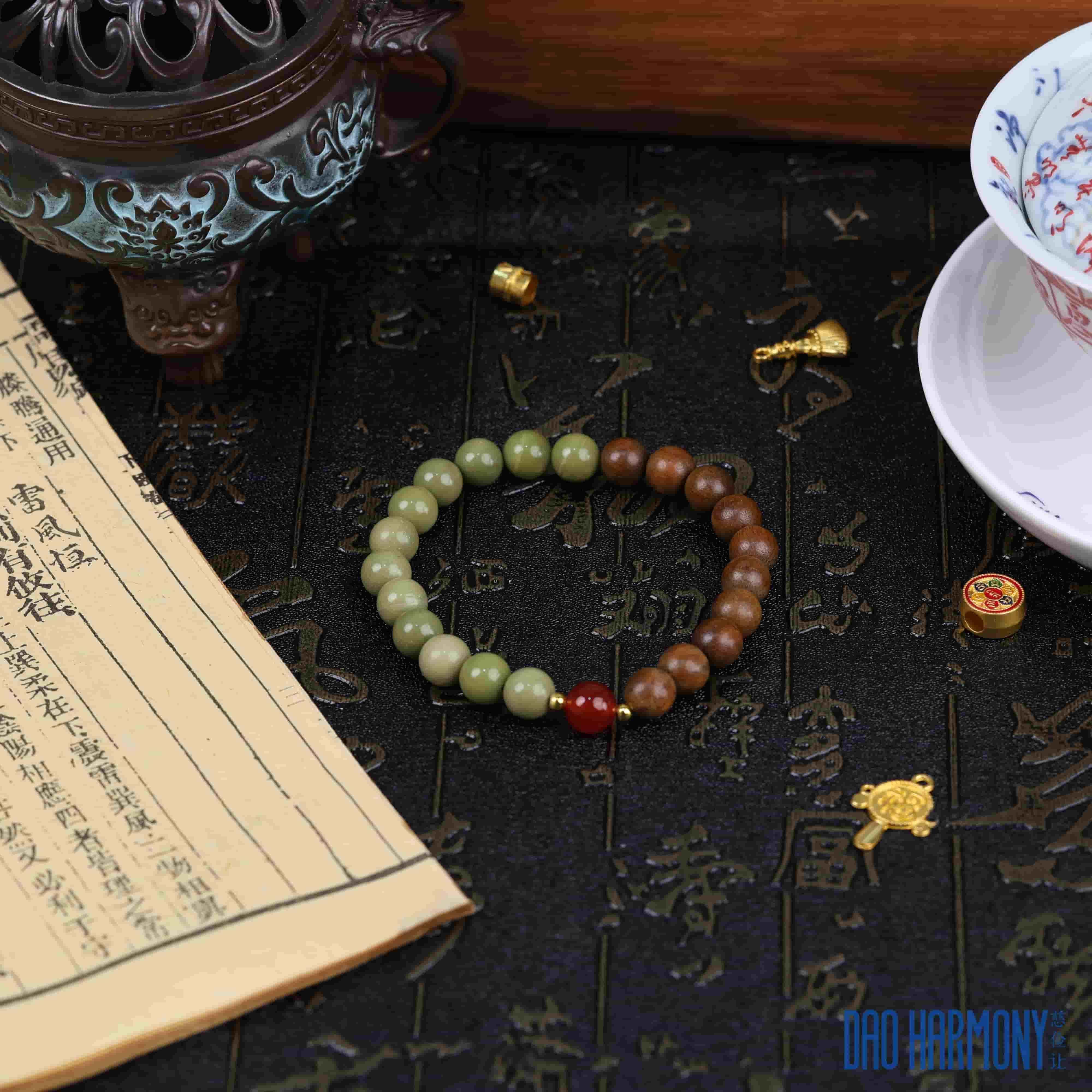 Green Sandalwood and Alashan Stone Bracelet